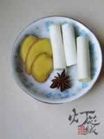 芹菜拌腱肉的做法