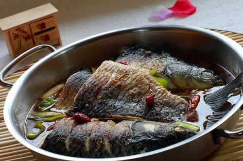 平底锅烤鱼的做法