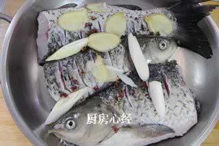 平底锅烤鱼的做法