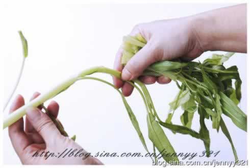 椒丝腐乳通菜的做法