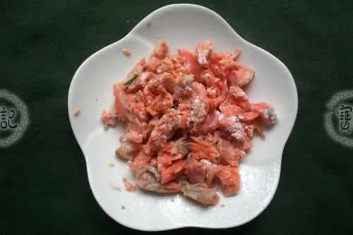 三文鱼南瓜炒饭的做法