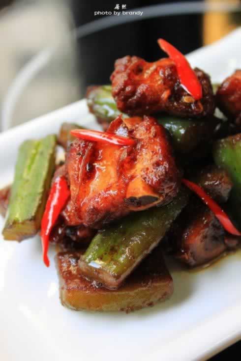 ���Ͻ����Źǵ�����