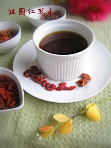 桂圆红枣水的做法