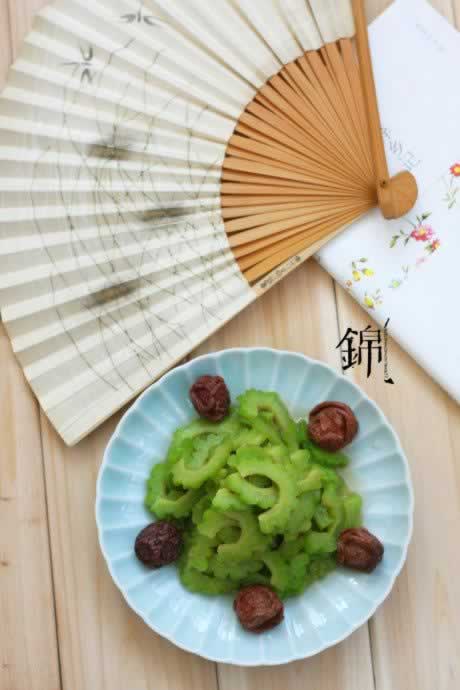 冰镇话梅苦瓜的做法
