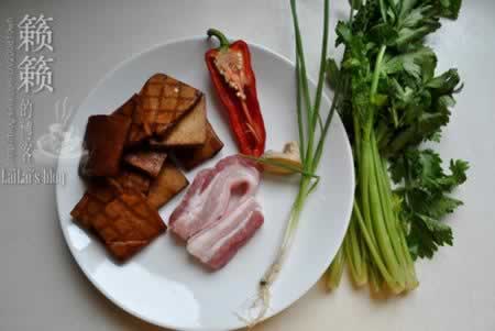 ���۳�����ӵ�����