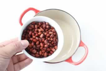 �±������ɵ�����