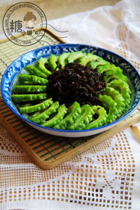 梅菜蒸苦瓜的做法