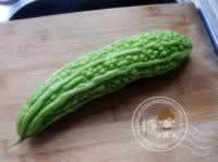 梅菜蒸苦瓜的做法