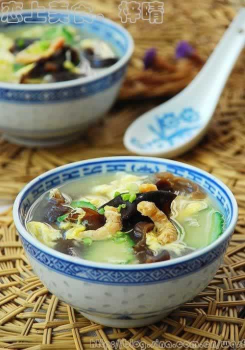 木耳蛋花鸡汤的做法