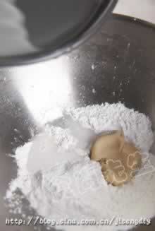 ��ʽ�͹����±�������