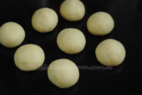 无奶配方之椰香面包的做法