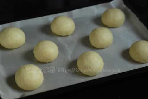 无奶配方之椰香面包的做法