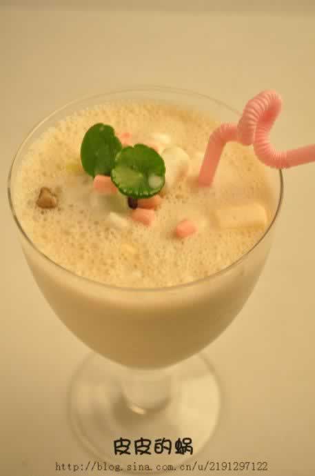 香蕉冰淇淋奶昔的做法