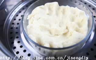 红豆沙冰皮月饼的做法