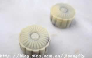 红豆沙冰皮月饼的做法