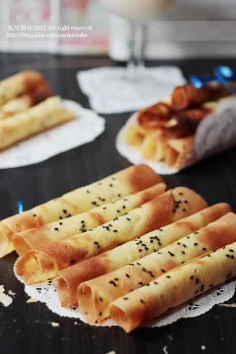 芝麻鲜蛋卷的做法