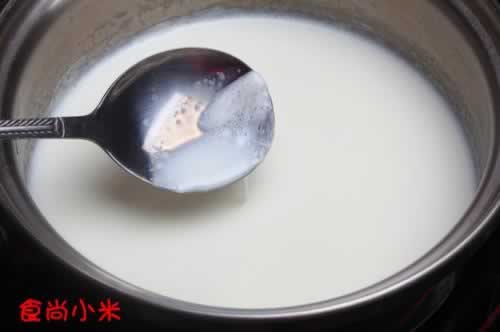 自己在家DIY放心奶酪的做法