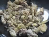 干锅香辣啤酒鸡的做法