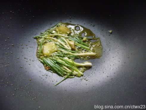 ����з������