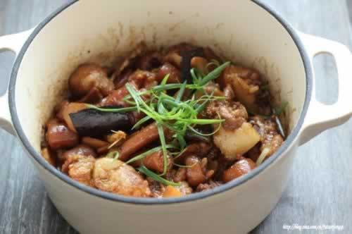 酱香焖猪尾的做法