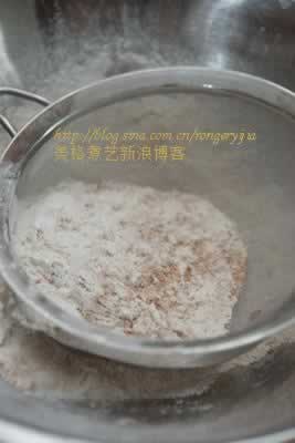 怀旧胡萝卜蛋糕的做法