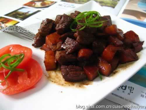 黄油黑胡椒苹果牛肉粒的做法,怎么做,如何做,图解详细步骤的做法图解