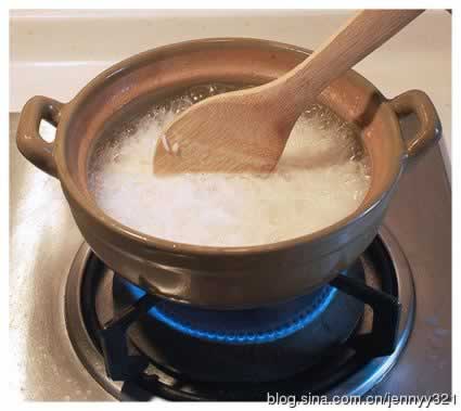 腊味排骨双拼煲仔饭的做法