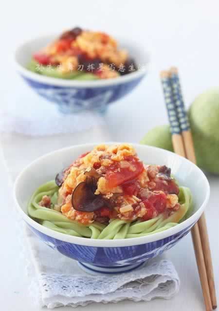 番茄鸡蛋翡翠手擀面的做法