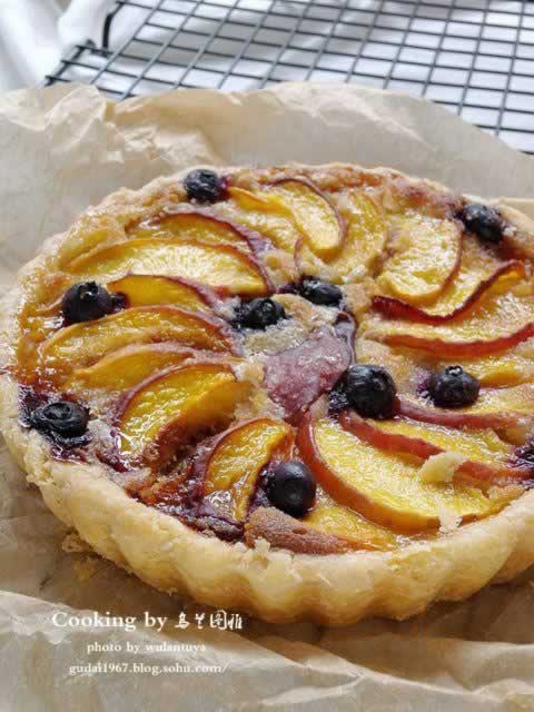 杏仁奶油鲜桃派的做法