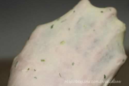 葱香香肠卷的做法