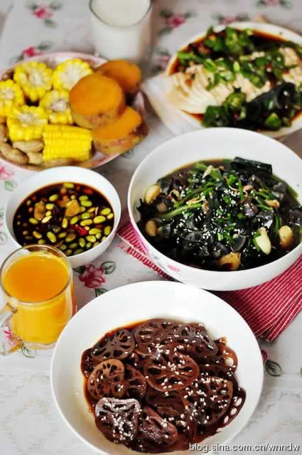 红糖蜜莲藕的做法