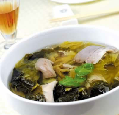 �Ժڰߺ������ж� ������ʳ��֪�߸�����