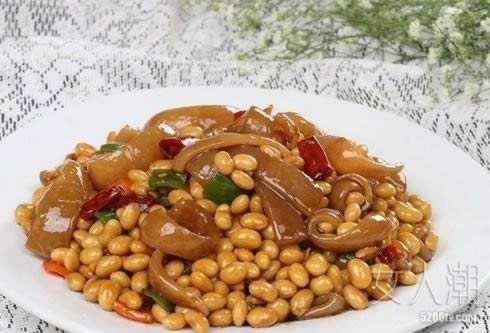 女性养生:年过30急需胶原蛋白 吃猪皮无效