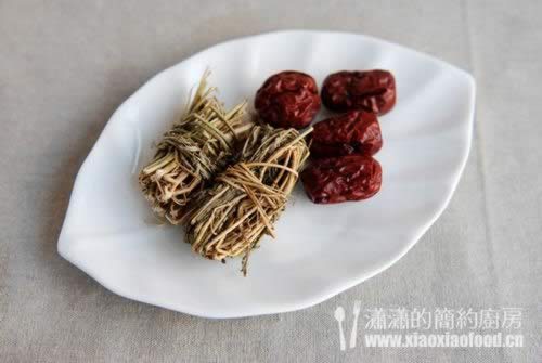 ���ǲݺ���ˮ������