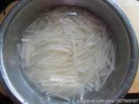 ɽ髰��ǰ�ź˿������