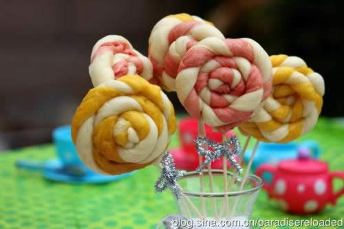 ��ɫ��������ͷ������