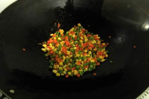 杂菜蛋炒饭的做法