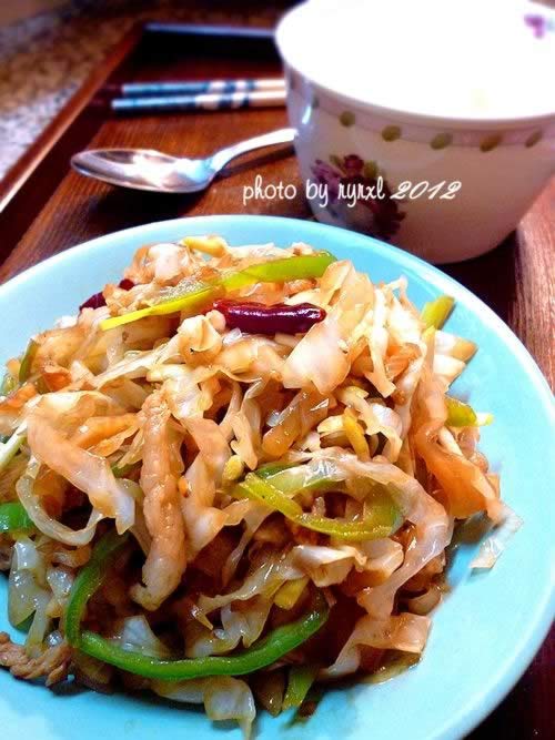 尖椒肉丝炒酸菜的做法