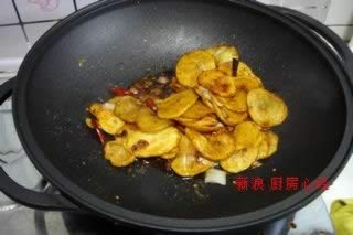 春韭炒土豆的做法