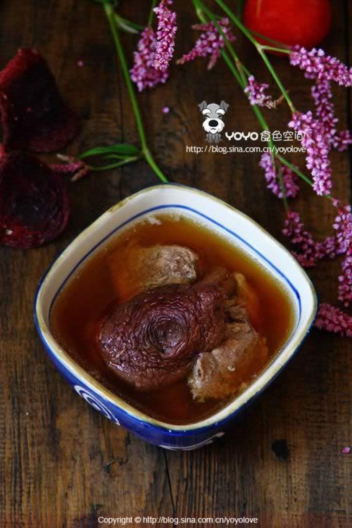 电压力锅红菇排骨汤的做法