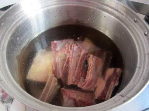 家庭版红烧牛排的做法