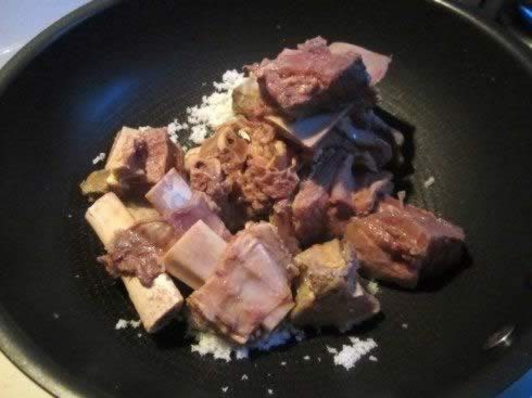 家庭版红烧牛排的做法