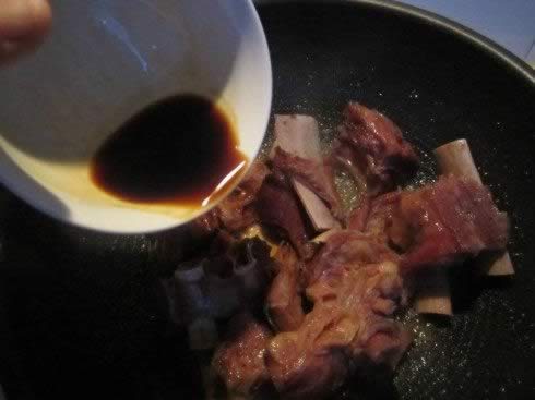 家庭版红烧牛排的做法