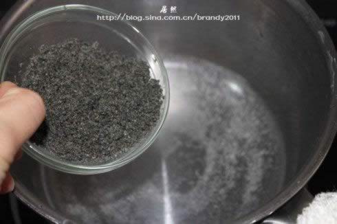 椰香黑芝麻糊的做法