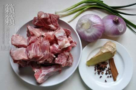 洋葱烤脊骨的做法