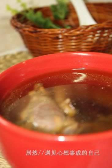 乌岽茶鲜鸡汤的做法