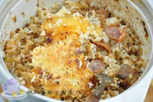 排骨腊味煲仔饭的做法
