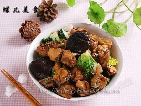 花菇菊花白菜烧鸡块的做法