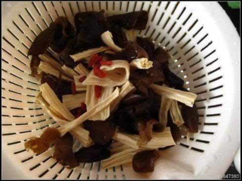 �踯�������