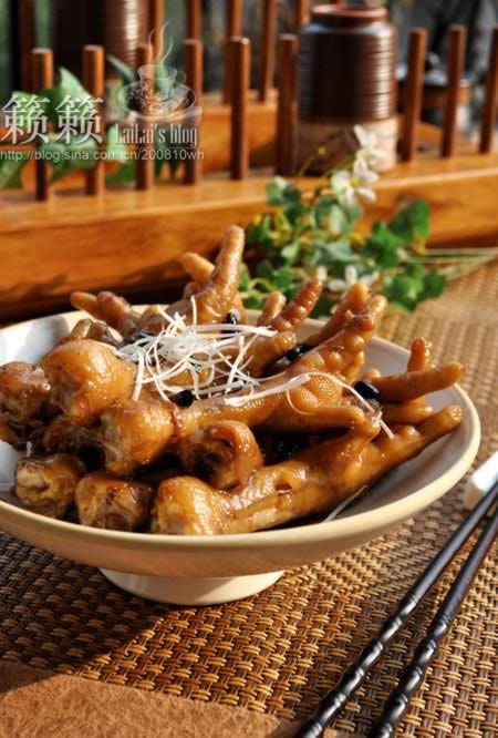 ������צ������